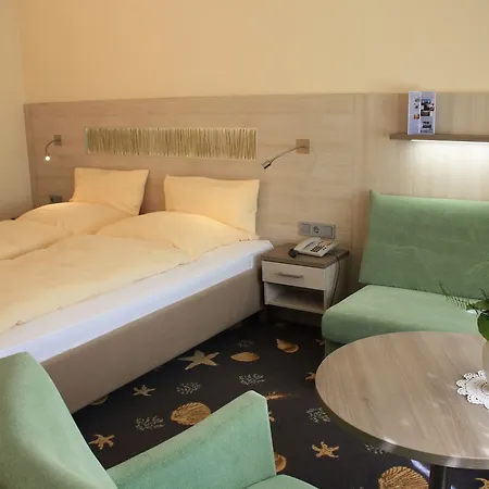 Seeterrassen 3* Laboe